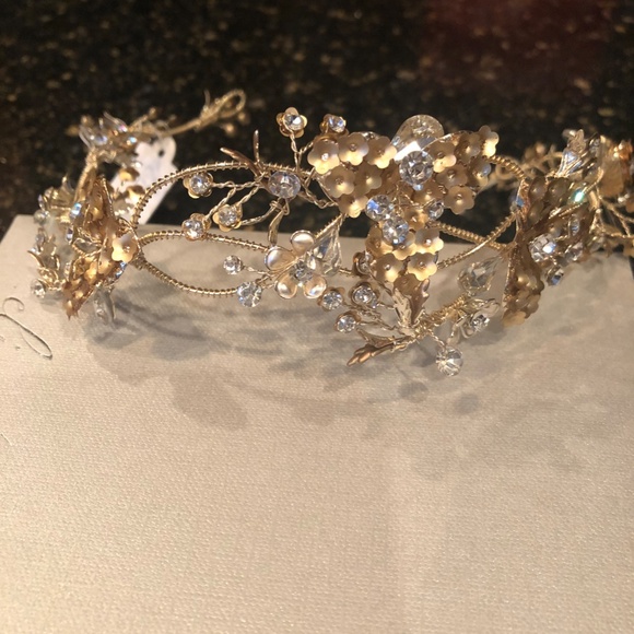 Gold Flower Vine Headband main image 4